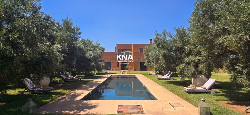 Superb contemporary villa with chic Beldi style