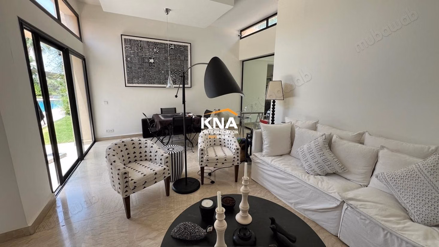 Very Beautiful Single-Storey Villa Located in Front of a Golf Course Within a Secure Complex