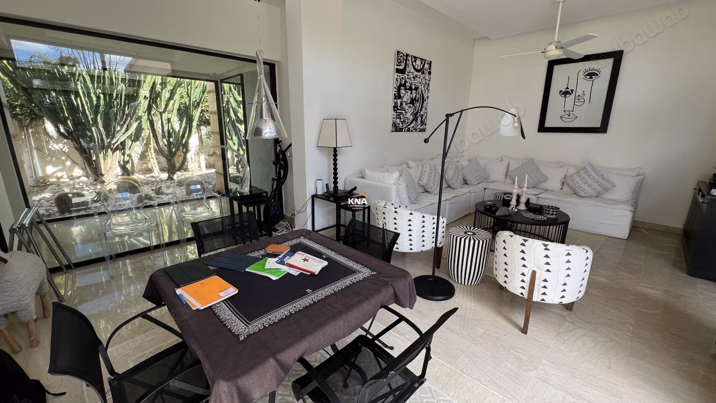 Very Beautiful Single-Storey Villa Located in Front of a Golf Course Within a Secure Complex