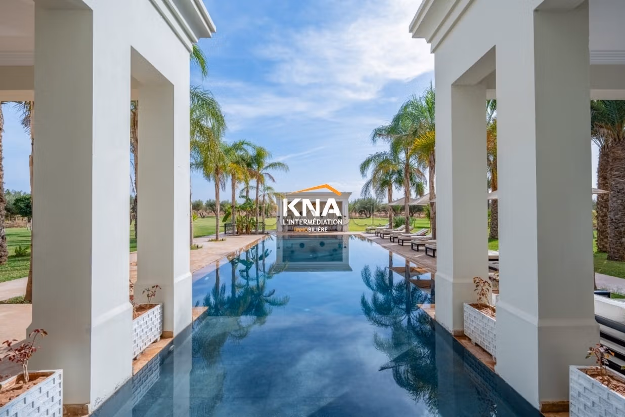Very beautiful Neo-Classical style villa