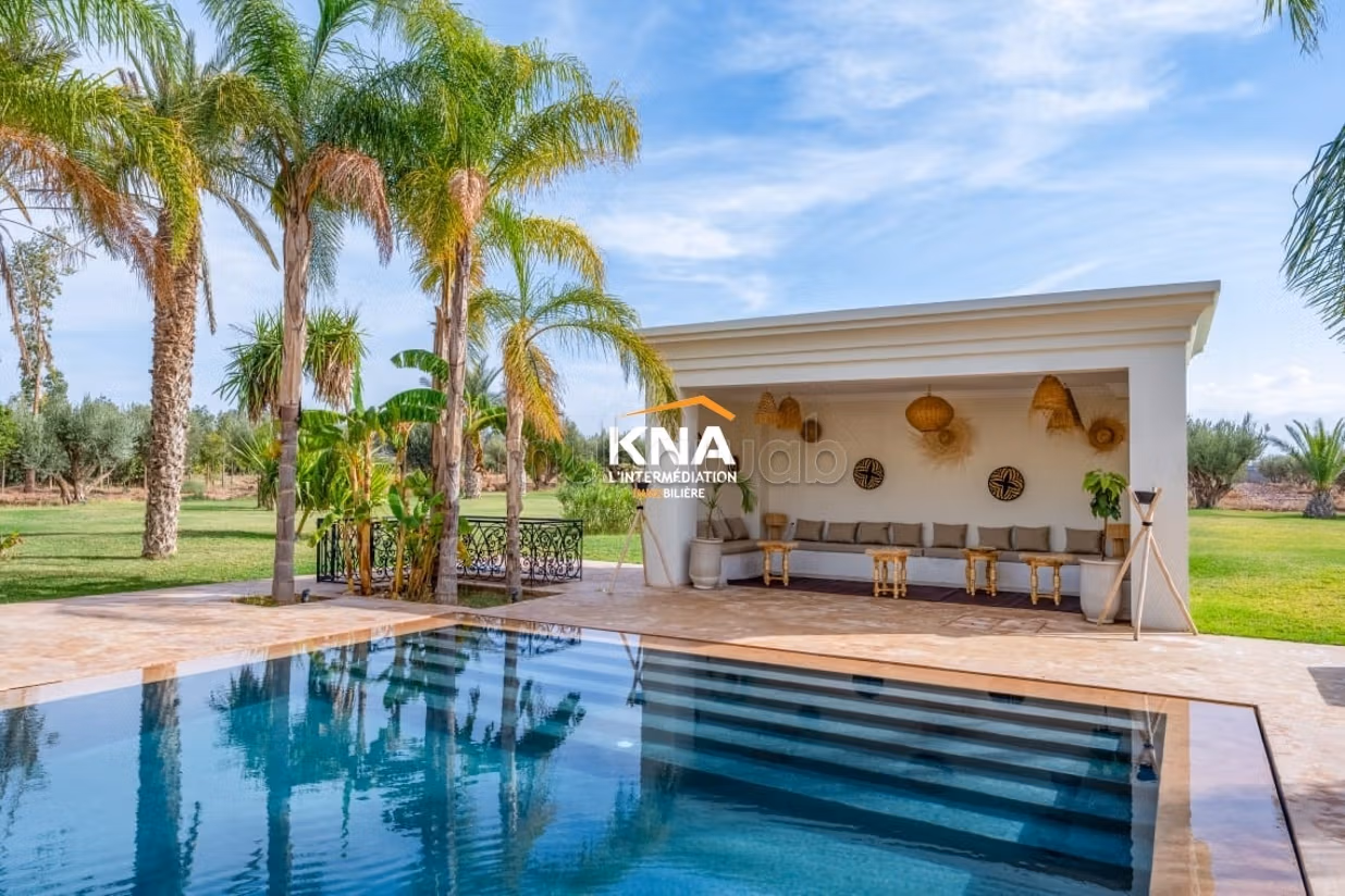 Very beautiful Neo-Classical style villa