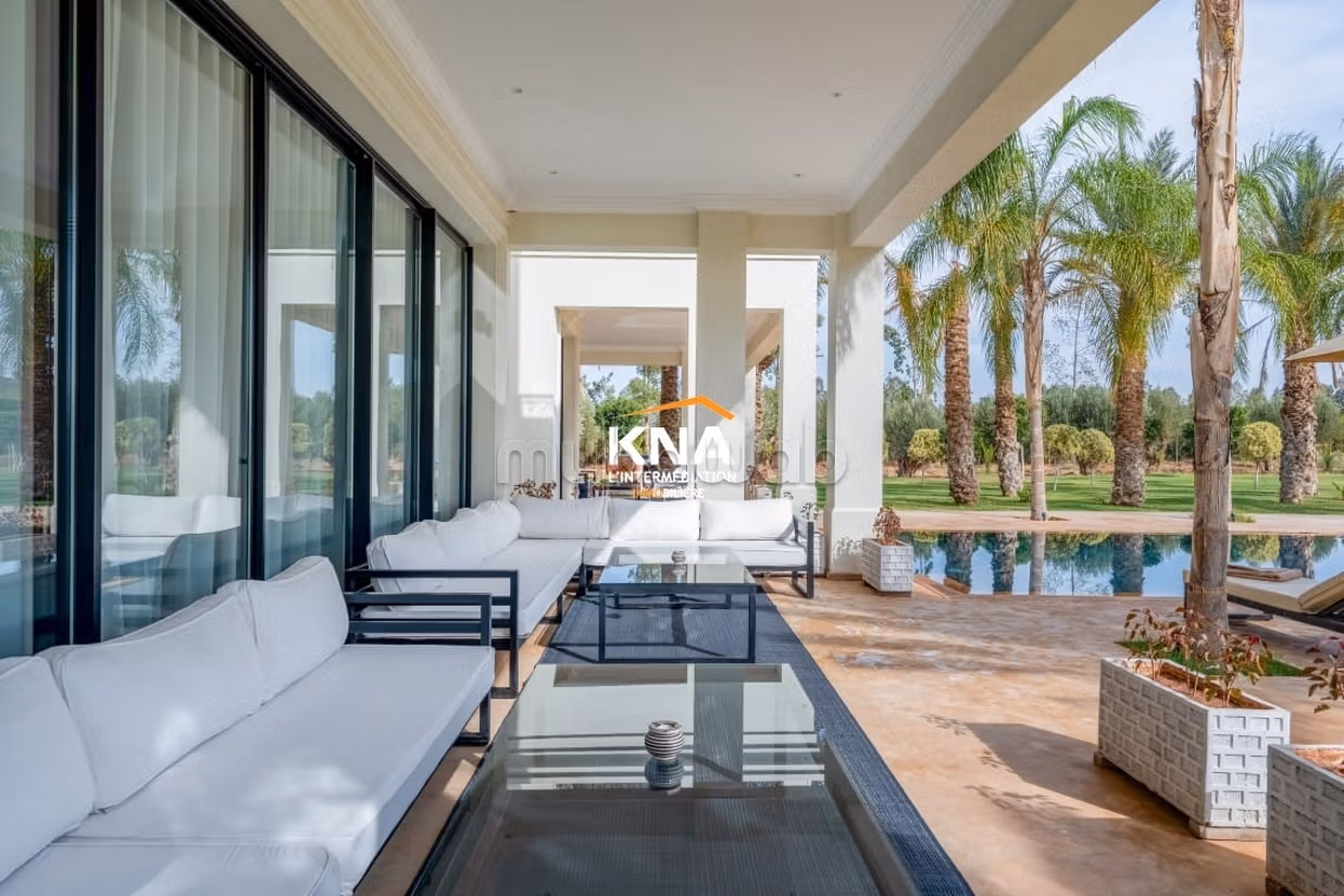 Very beautiful Neo-Classical style villa