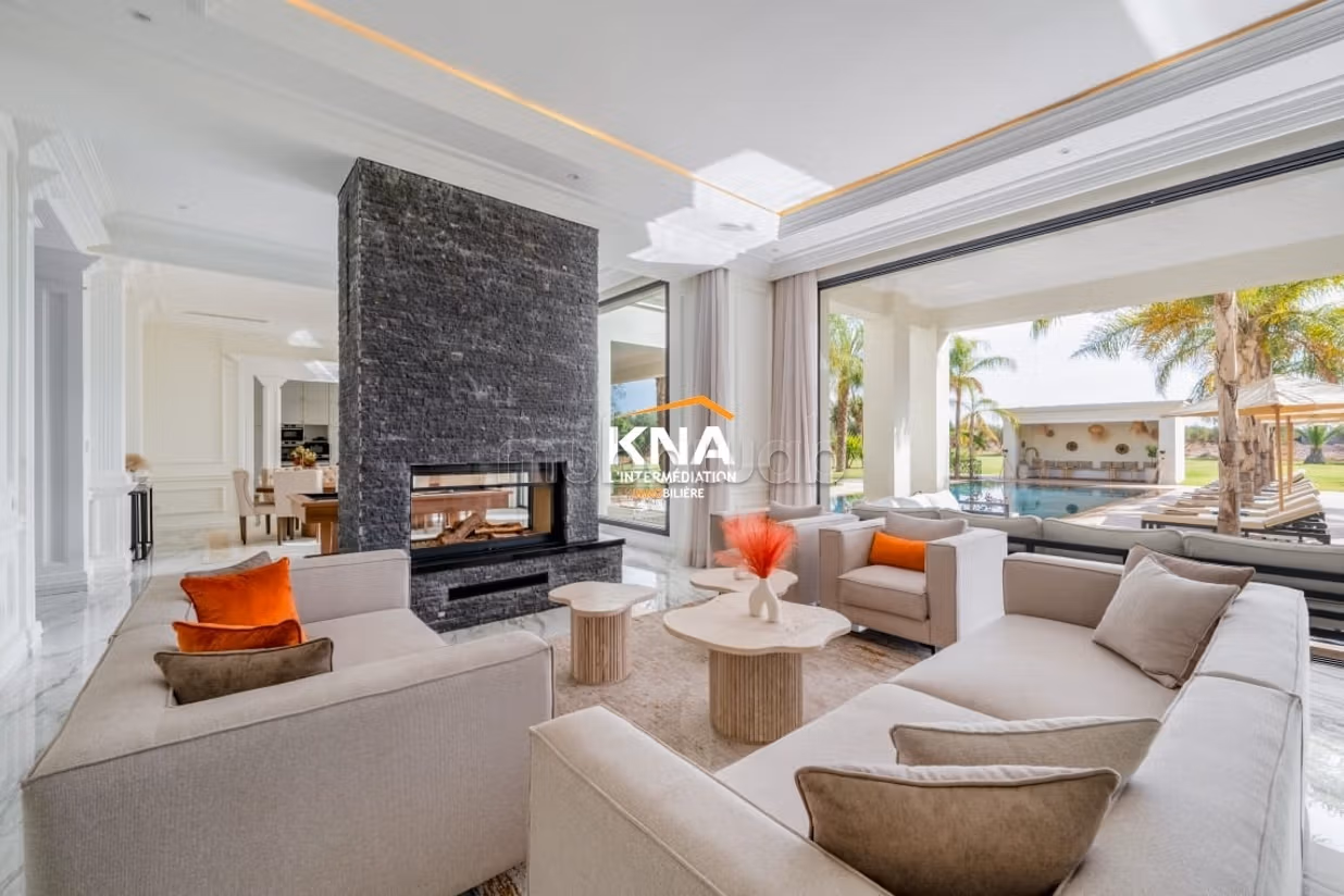 Very beautiful Neo-Classical style villa