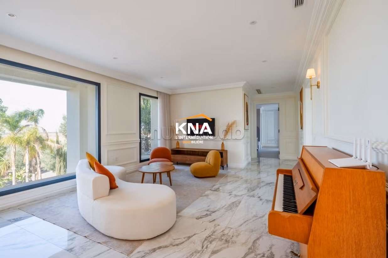 Very beautiful Neo-Classical style villa