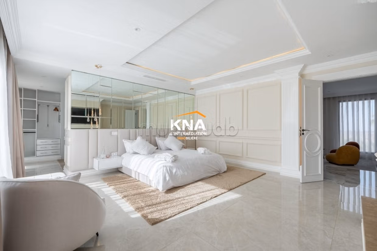Very beautiful Neo-Classical style villa