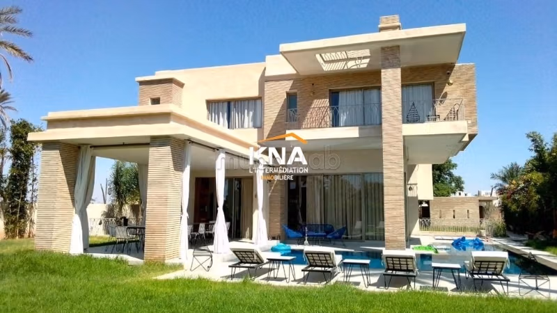 Very Beautiful modern Villa on 3 levels located in a prestigious and secure neighborhood