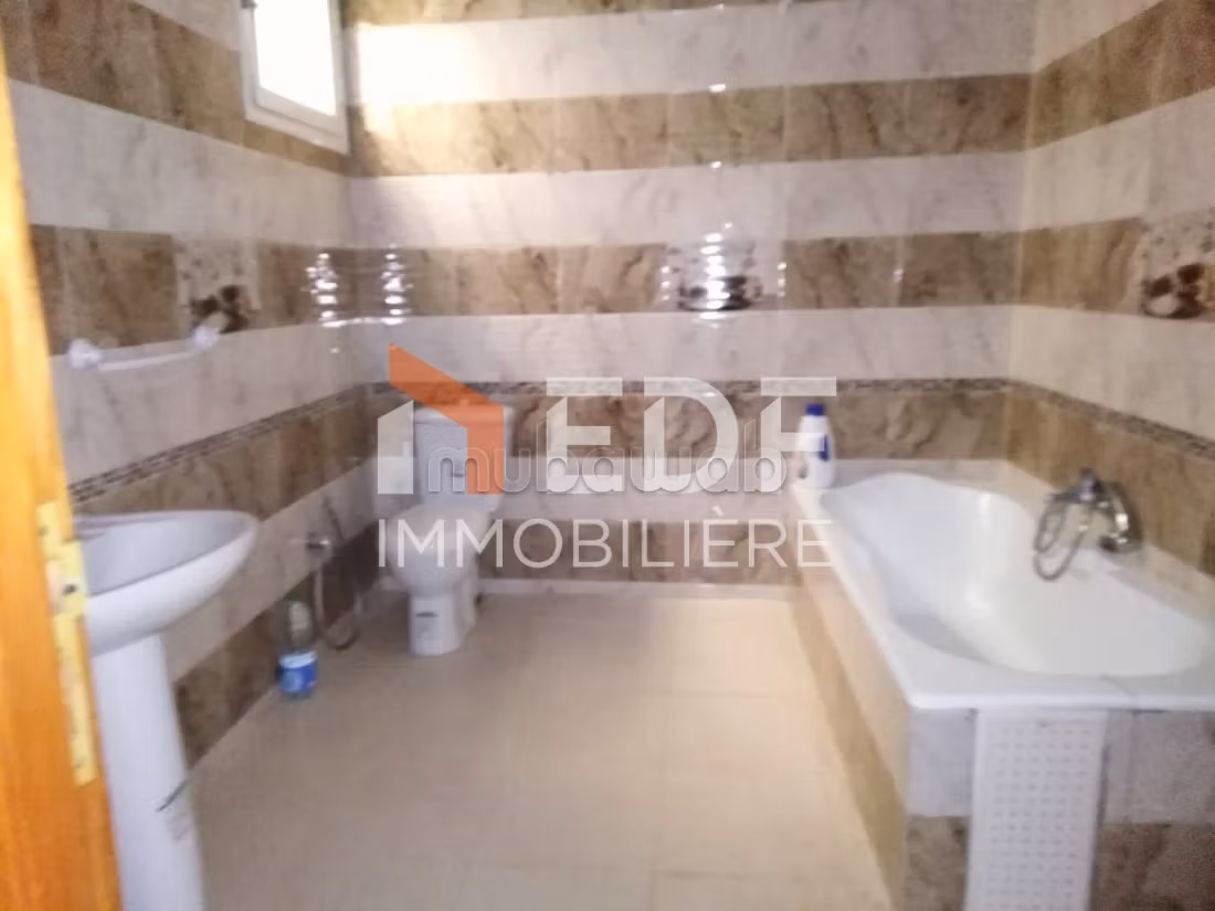 Casa R2 in vendita a Ras Jebel