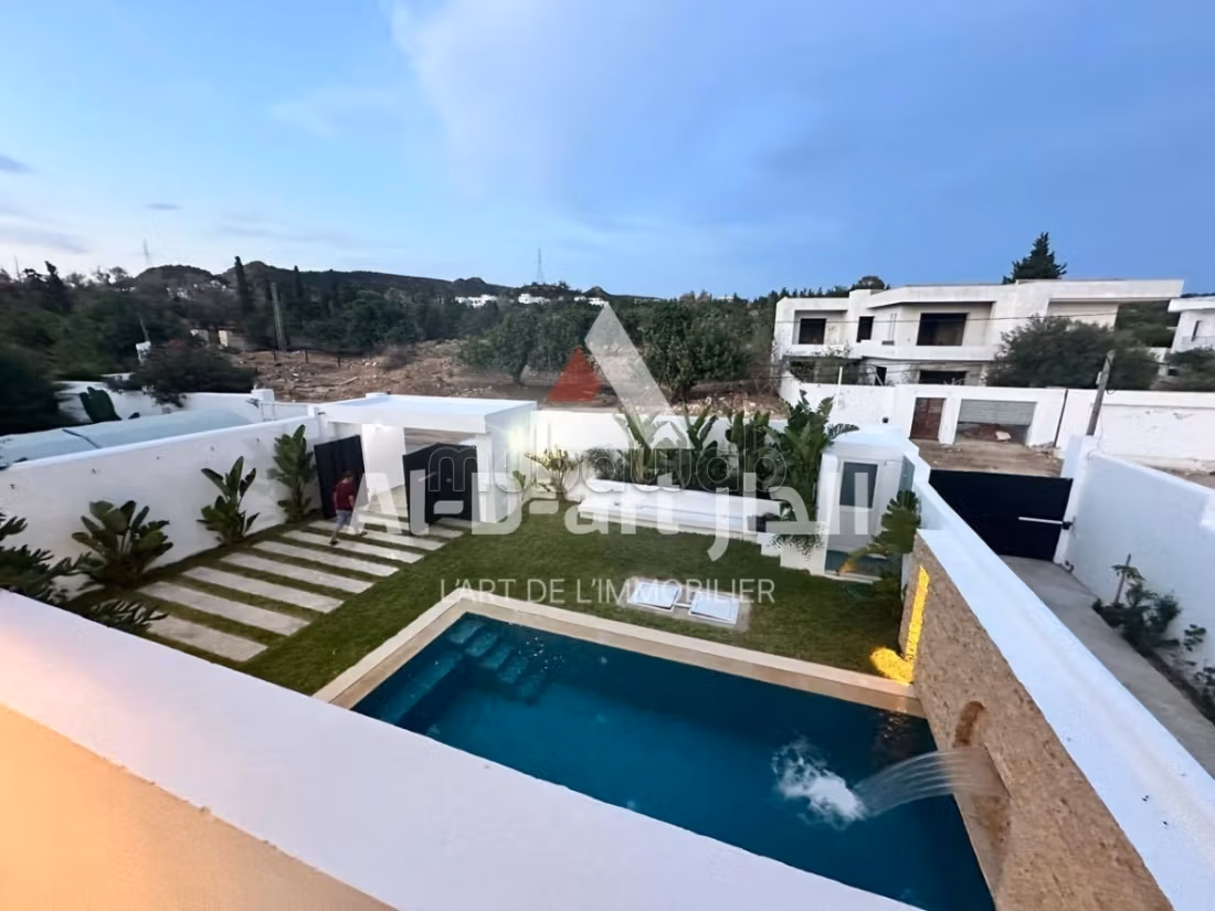 Villa S4 con piscina a Hammamet Nord
