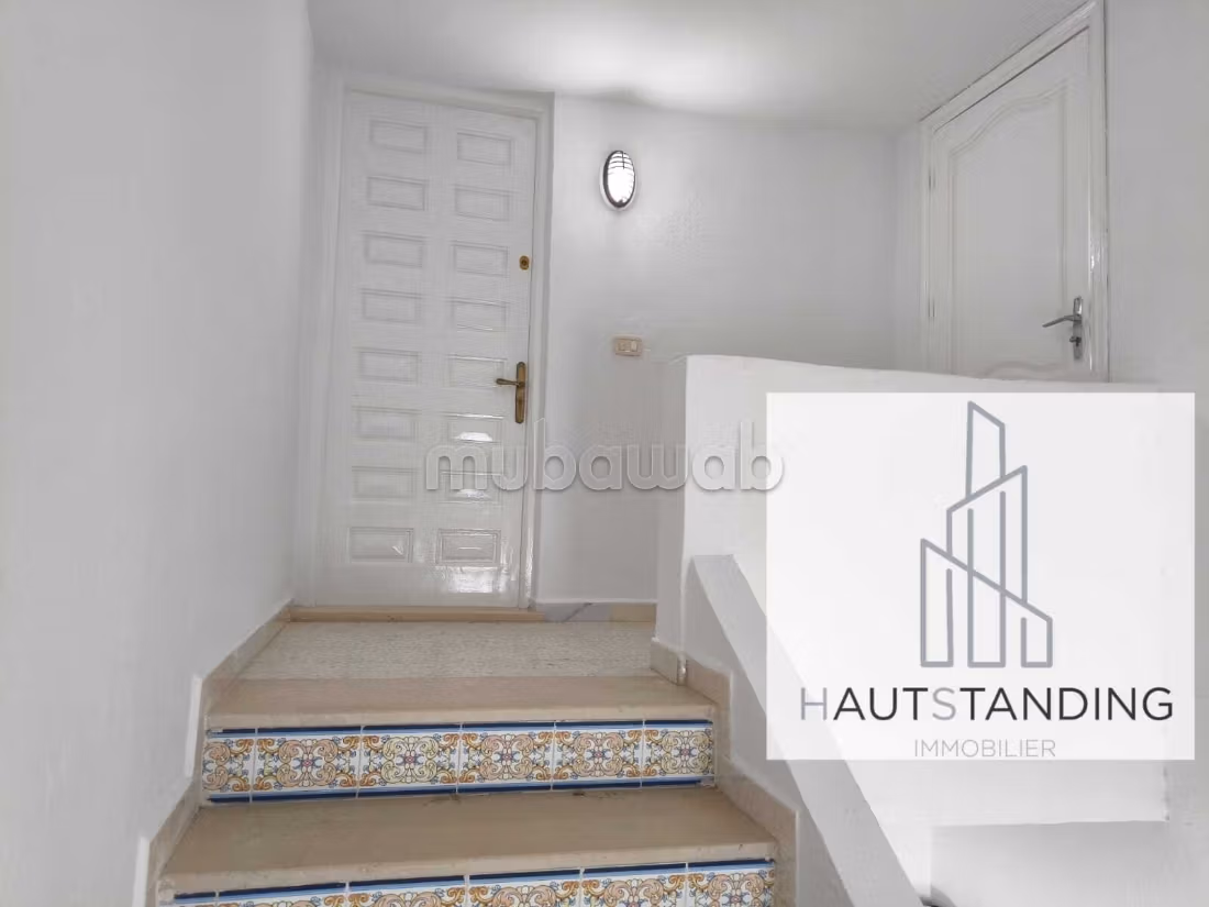 Un bel appartamento con una terrazza da affittare a Sahloul