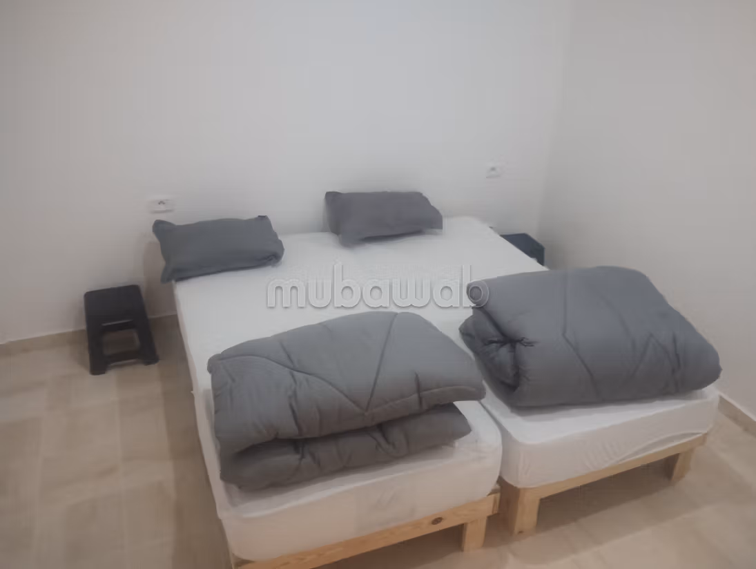 Holiday apartment for rent in Hammam Lif. Total area 45 m². Double glazing windows and central heating
