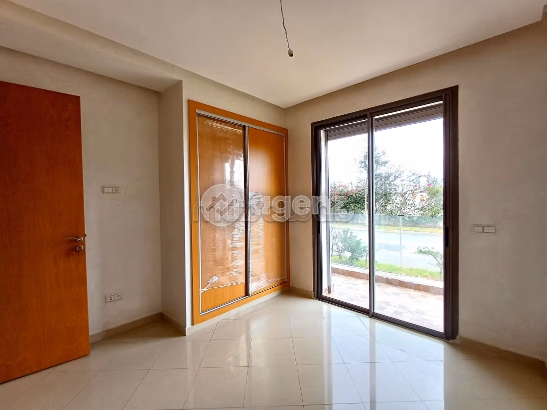 LA PERLA DE MIMOSA Apartamento en venta 156 m², 3 habitaciones Playa Mimosa 2 Benslimane