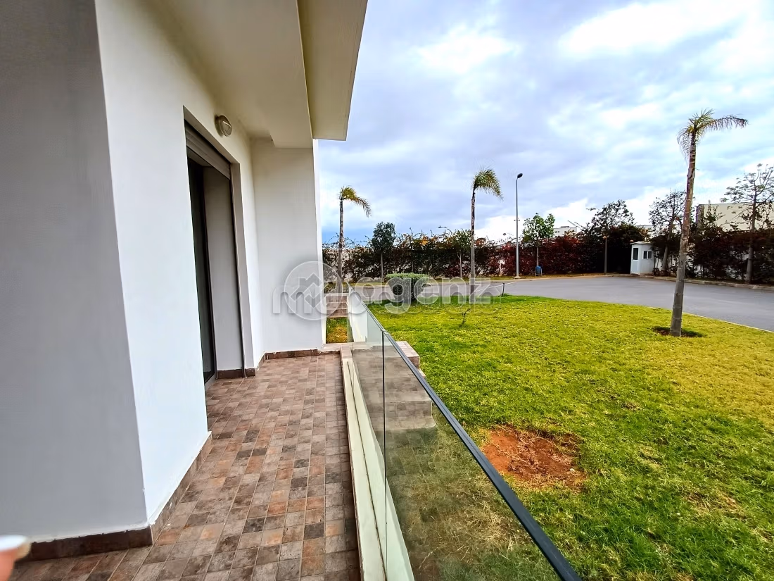 LA PERLA DE MIMOSA Apartamento en venta 156 m², 3 habitaciones Playa Mimosa 2 Benslimane
