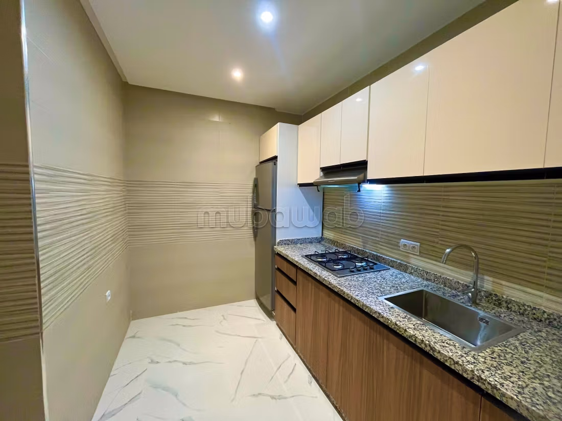 Moderne & rustige appartement 12 min van het strand - dicht bij de Free Zone Meloussa