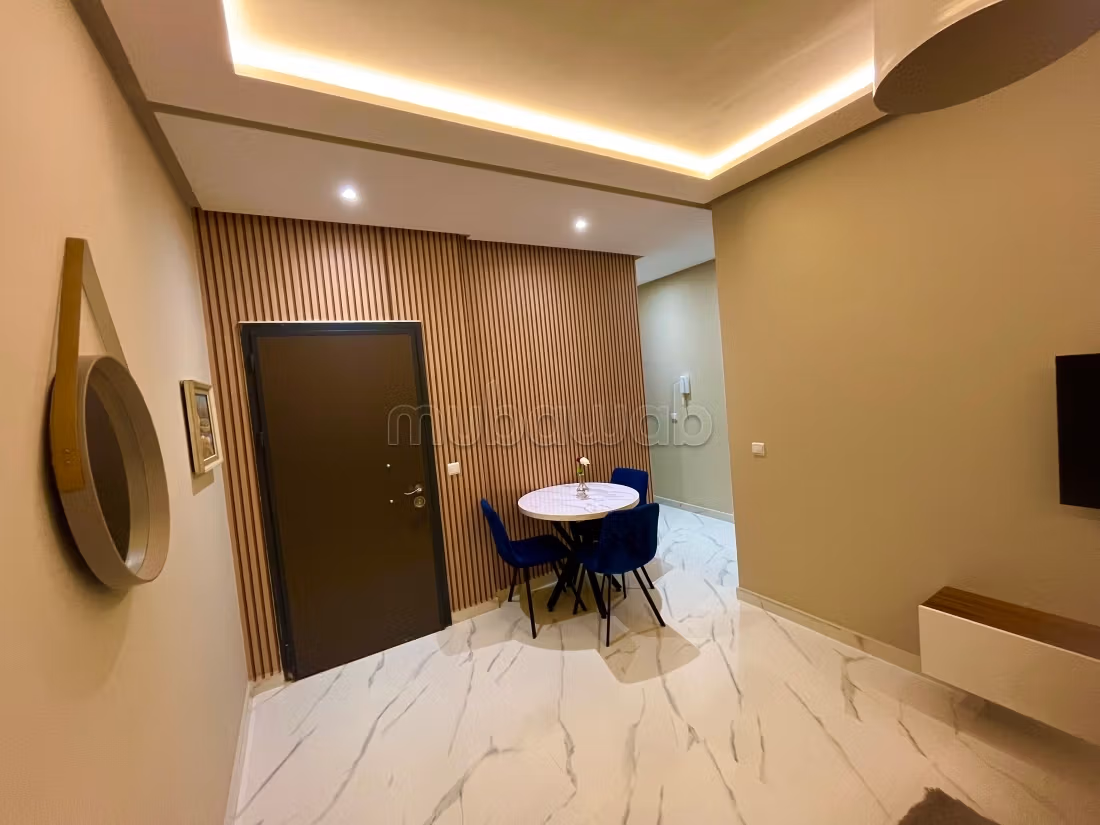 Moderne & rustige appartement 12 min van het strand - dicht bij de Free Zone Meloussa