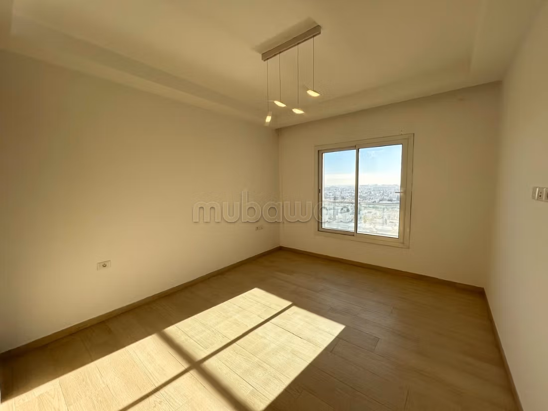 In vendita un appartamento in S3 di 140m² a Ennasr2