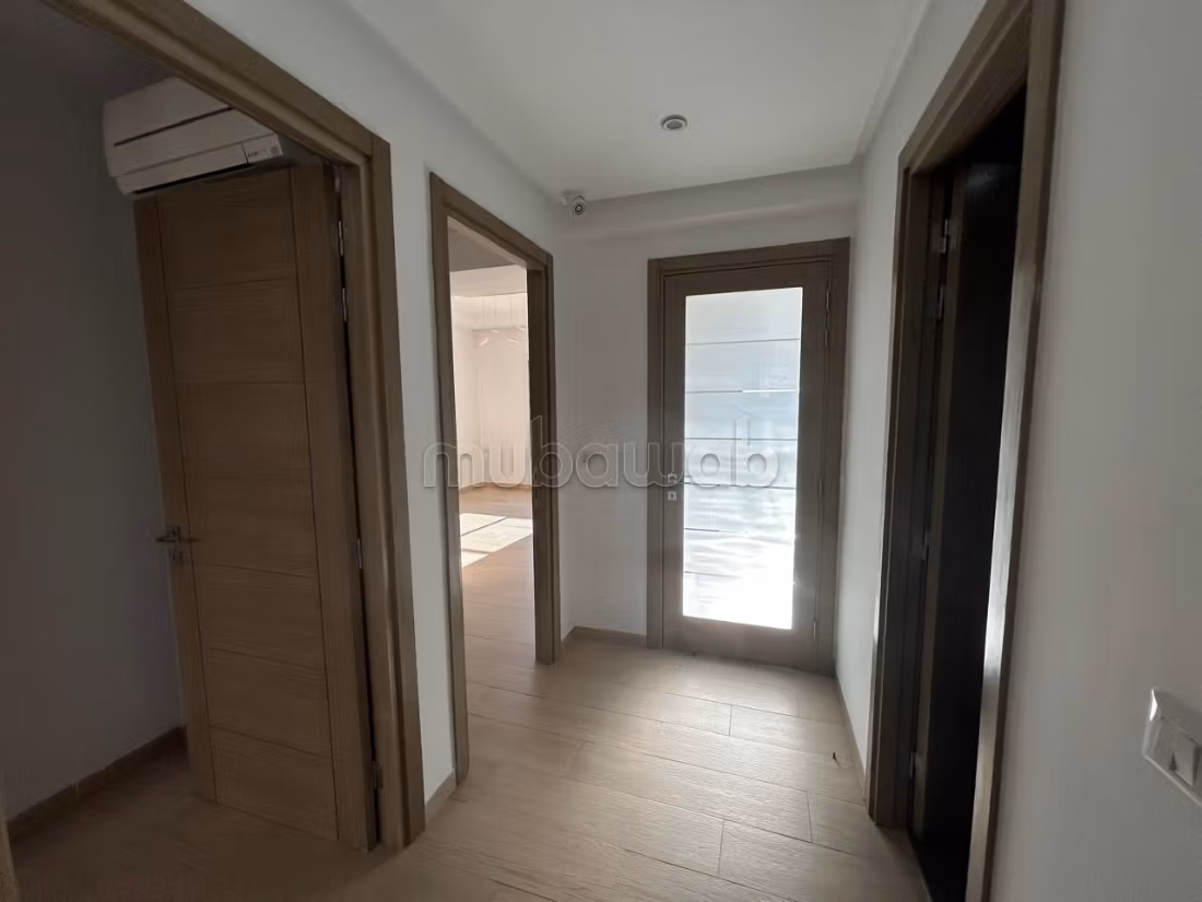 In vendita un appartamento in S3 di 140m² a Ennasr2
