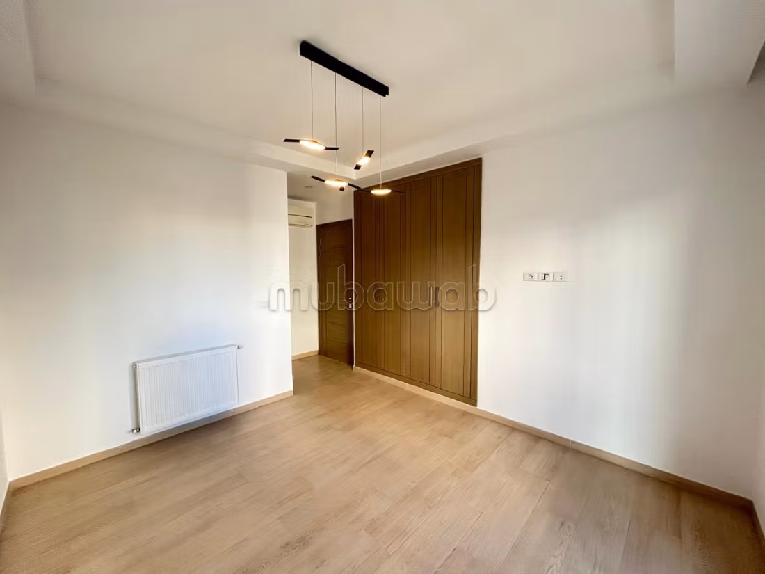 In vendita un appartamento in S3 di 140m² a Ennasr2