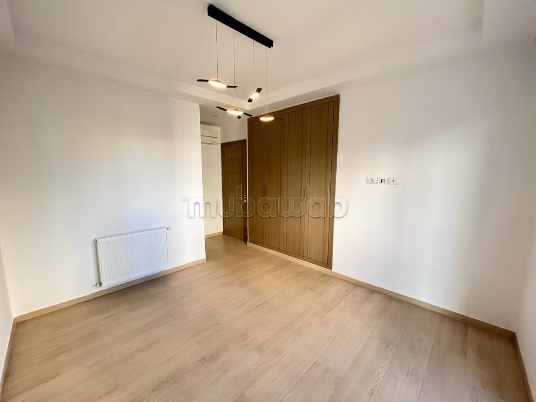 In vendita un appartamento in S3 di 140m² a Ennasr2