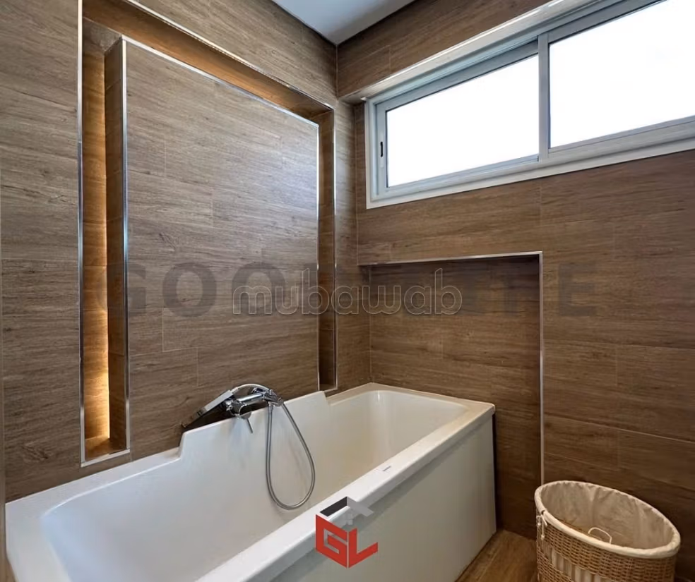 High quality villa for rent in Les Berges Du Lac 2.4 comfortable rooms. Ample storage space