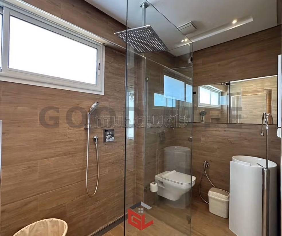 High quality villa for rent in Les Berges Du Lac 2.4 comfortable rooms. Ample storage space