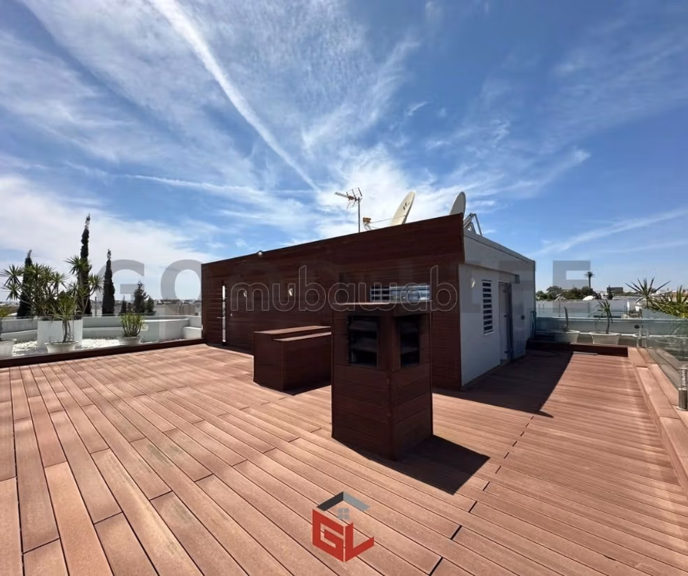 High quality villa for rent in Les Berges Du Lac 2.4 comfortable rooms. Ample storage space