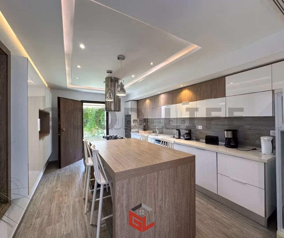 High quality villa for rent in Les Berges Du Lac 2.4 comfortable rooms. Ample storage space