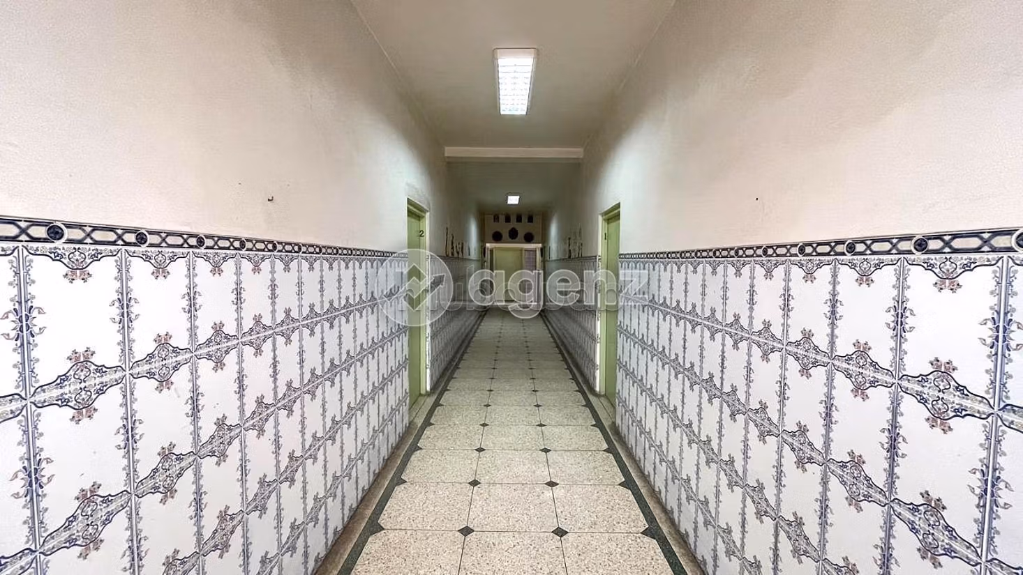 Villa for sale 575 m², 14 rooms Aïn Sebaâ Casablanca