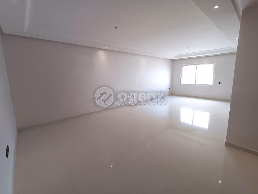 WINDSOR GROUPE LAHLOU IMMO Appartement à vendre 136 m², 3 chambres Val Fleurie Casablanca — 2