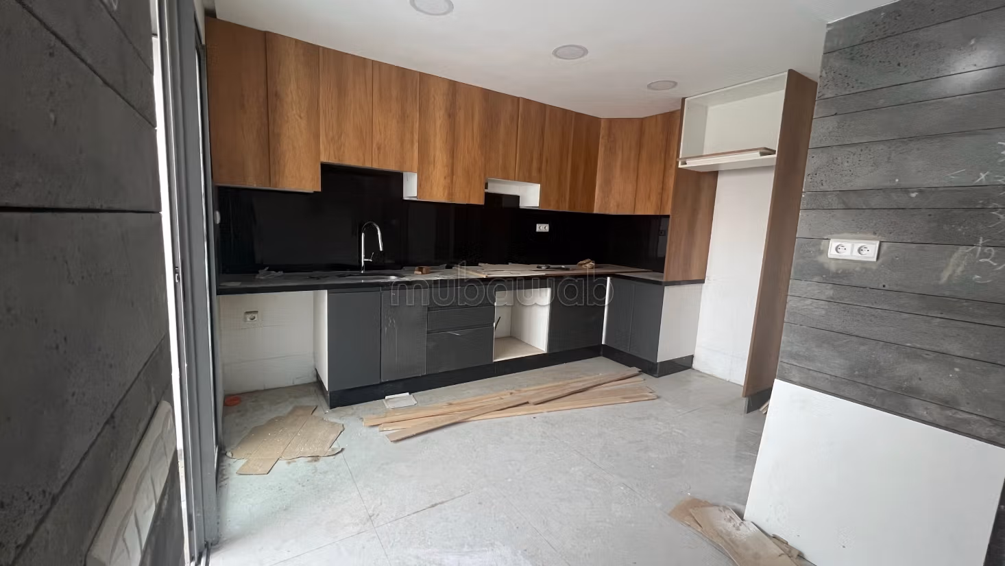 Bungalow 260 m² in Harhoura in a secured residence