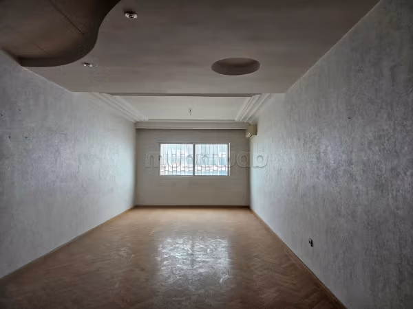 Apartamento comercial biranzarane