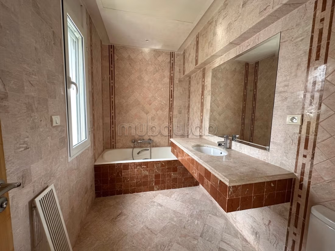 Prestigieuse villa aux Berges du Lac 2