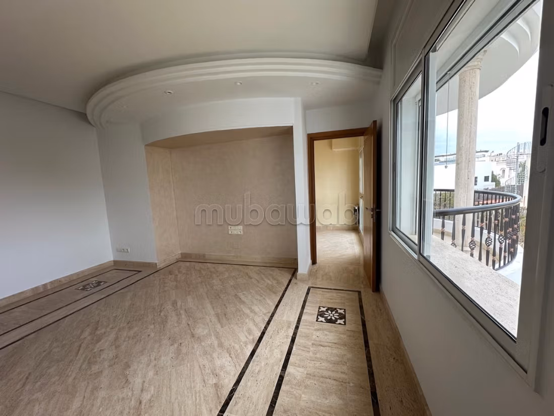 Prestigieuse villa aux Berges du Lac 2