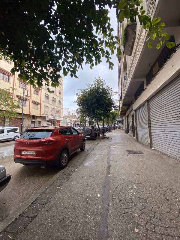 Local Commercial Vide A Louer 
Dradeb Tanger