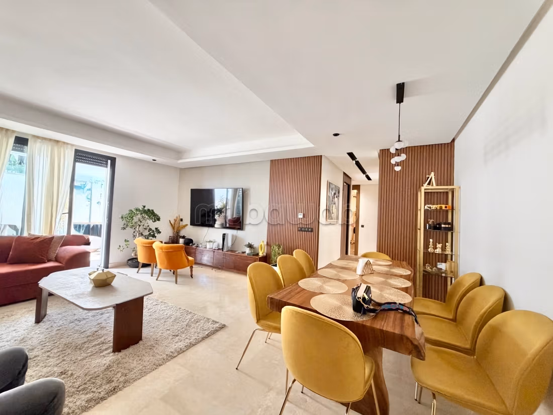 Magnífico, apartamento amueblado en un piso elevado, Cfc