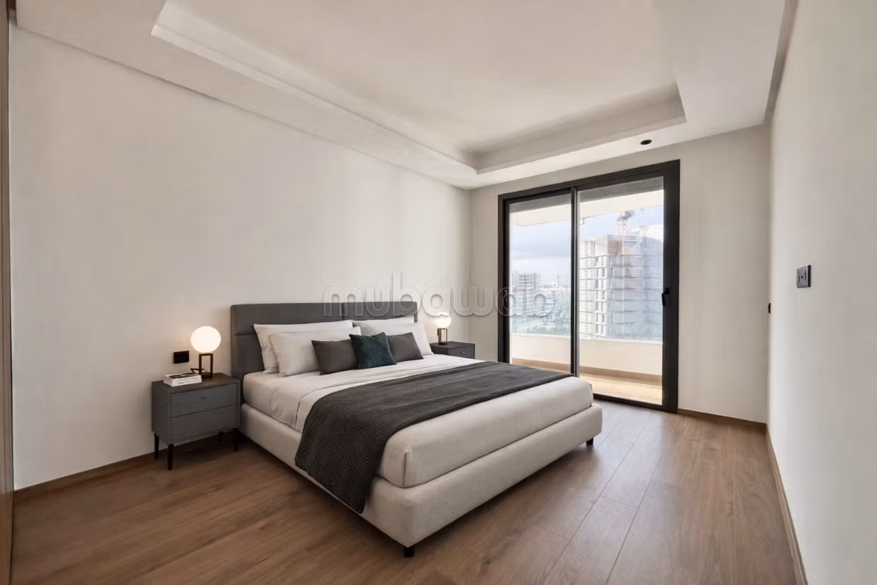 Magnífico, apartamento amueblado en un piso elevado, Cfc