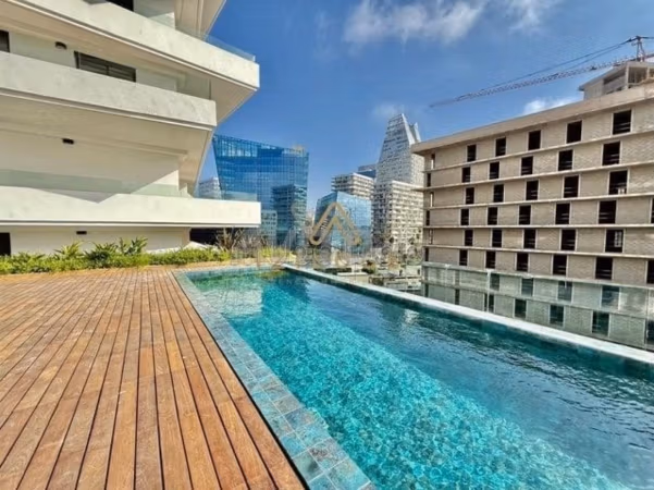 Magnífico, apartamento amueblado en un piso elevado, Cfc