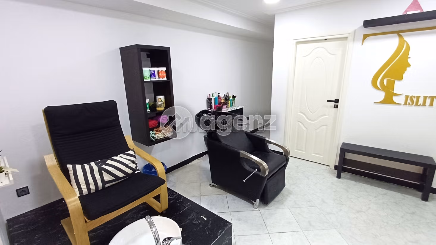 Winkel te koop 80 m² Administratief Tanger