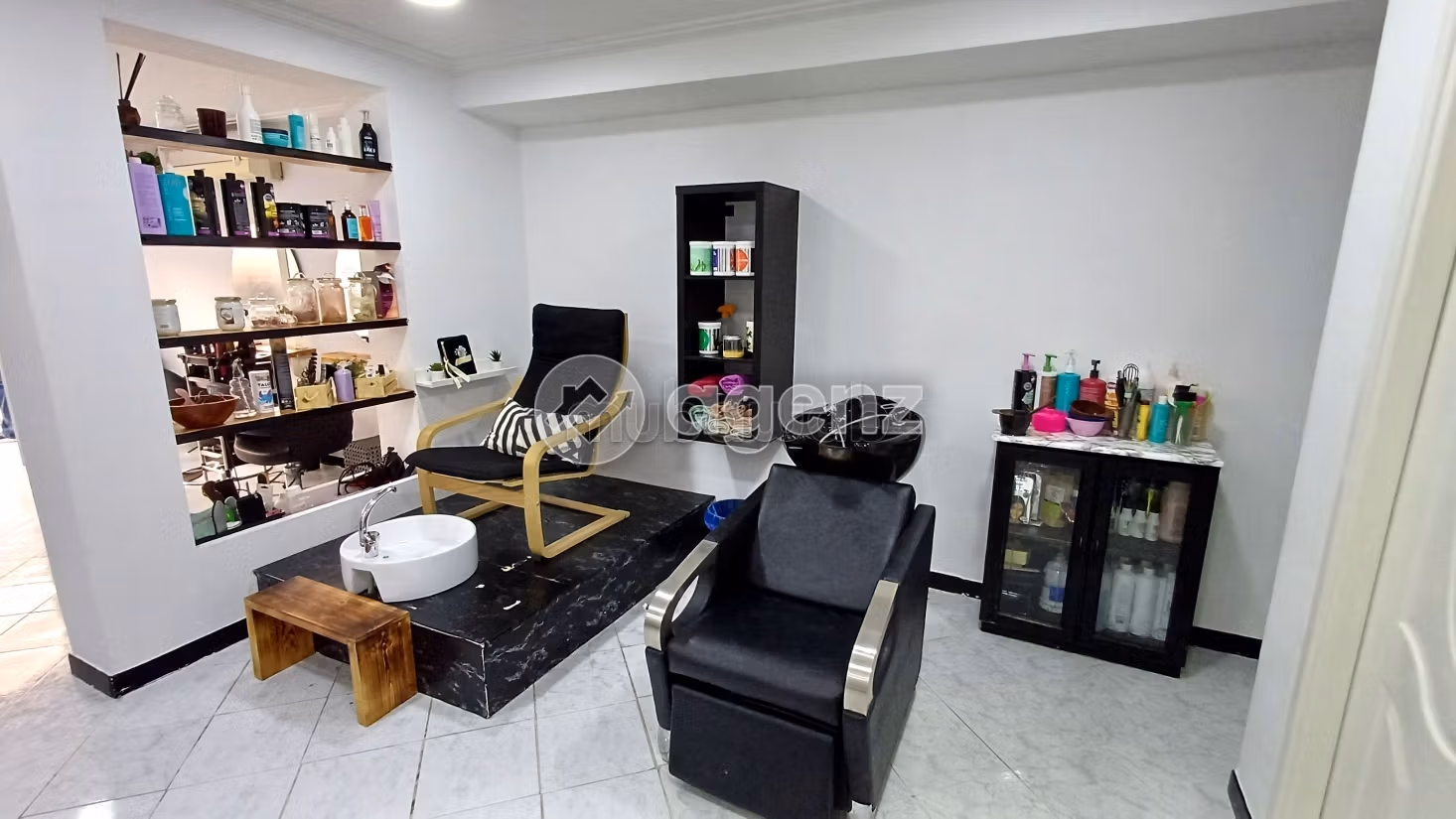 Winkel te koop 80 m² Administratief Tanger