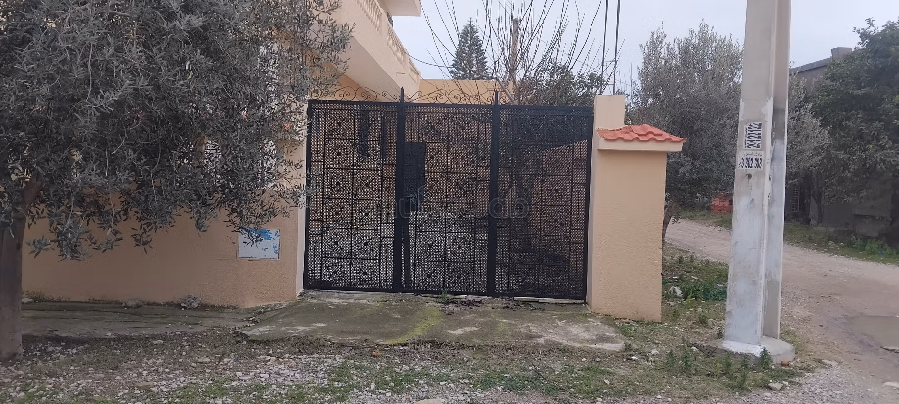Casa spaziosa in vendita a Beni Khalled