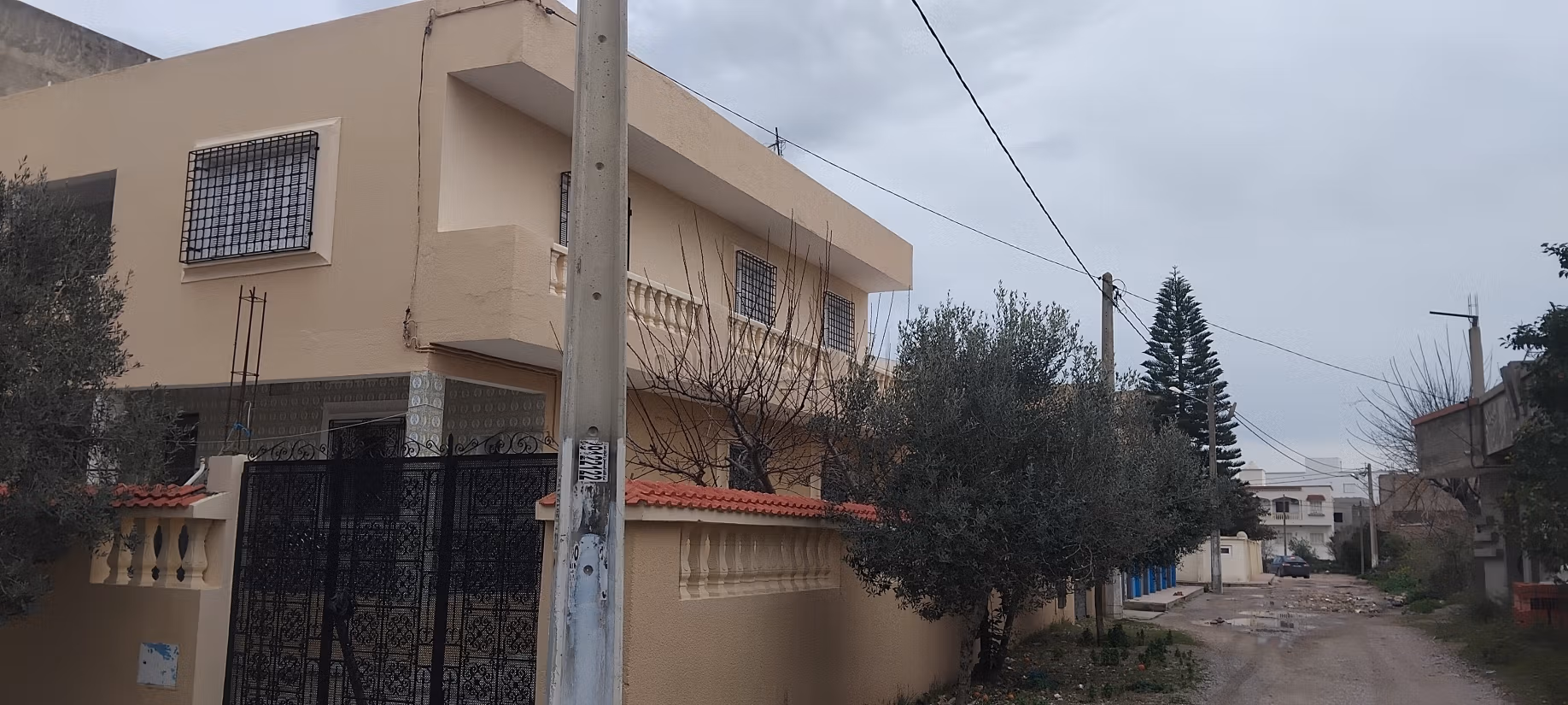 Casa spaziosa in vendita a Beni Khalled