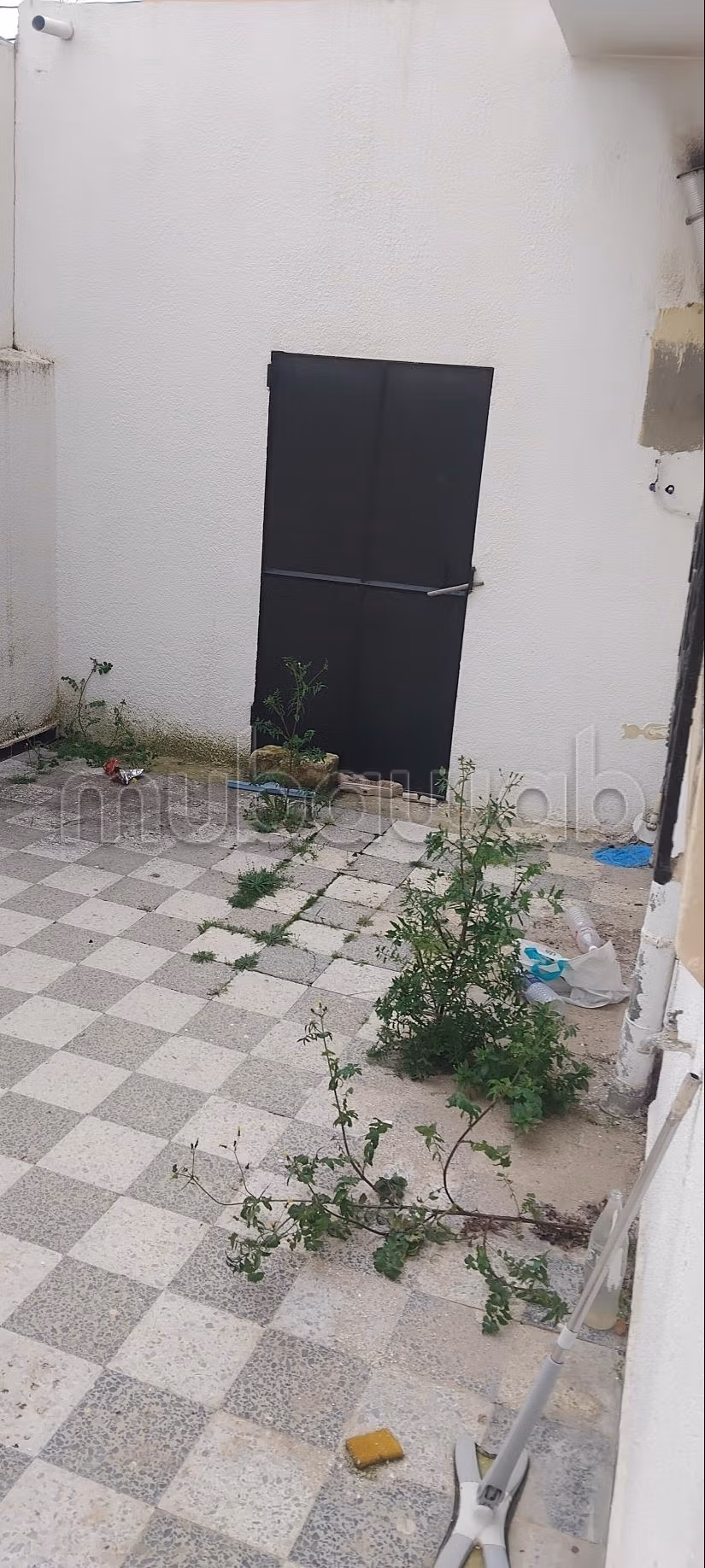 Casa spaziosa in vendita a Beni Khalled