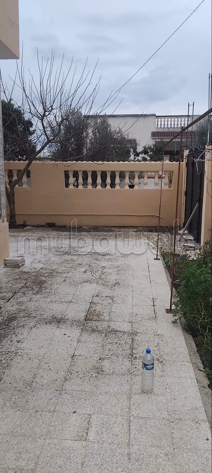 Casa spaziosa in vendita a Beni Khalled
