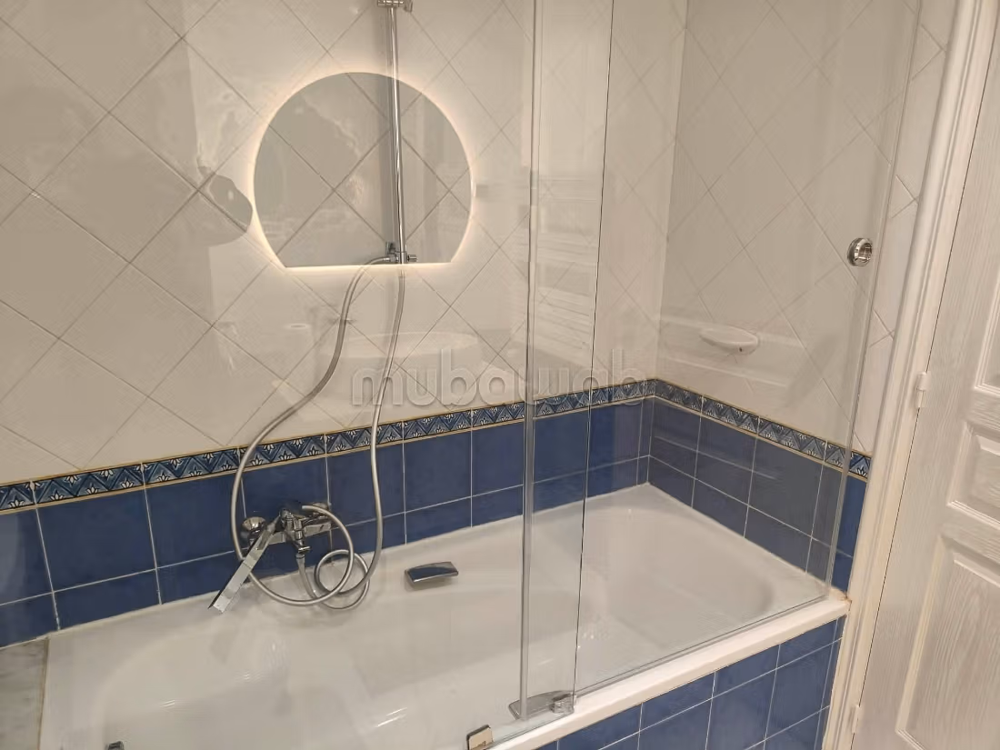 Appartement meublé haut standing à louer – Lac 1