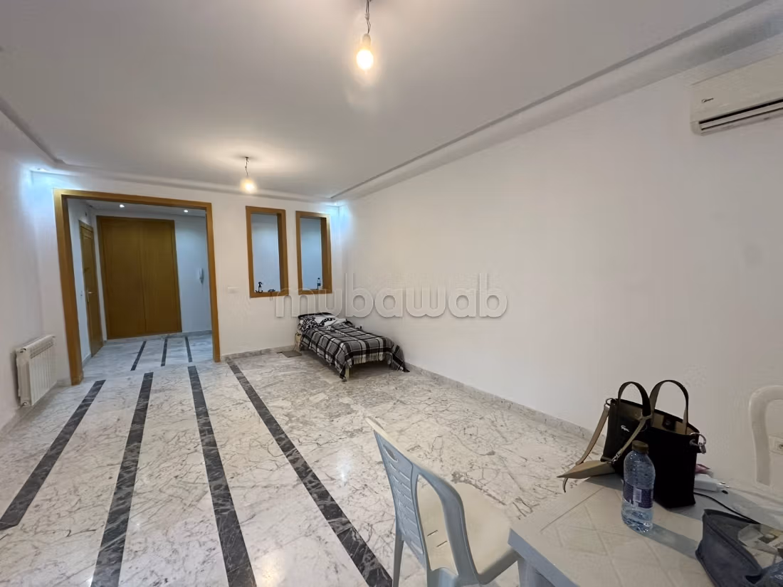 For rent a S3 apartment in Ennasr