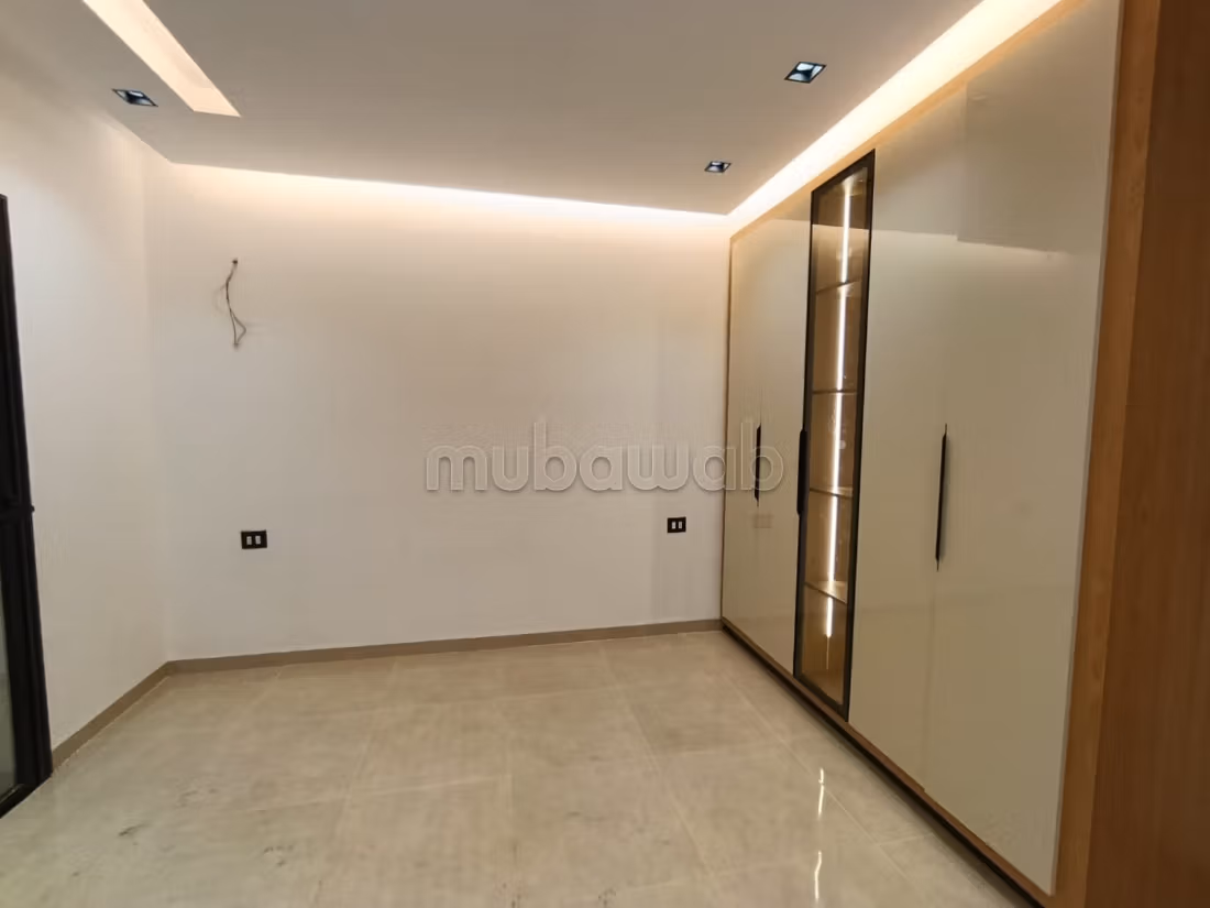 For sale - New S2 apartment in Cité Merdes