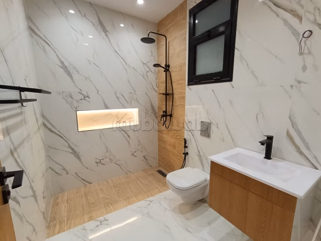 For sale - New S2 apartment in Cité Merdes