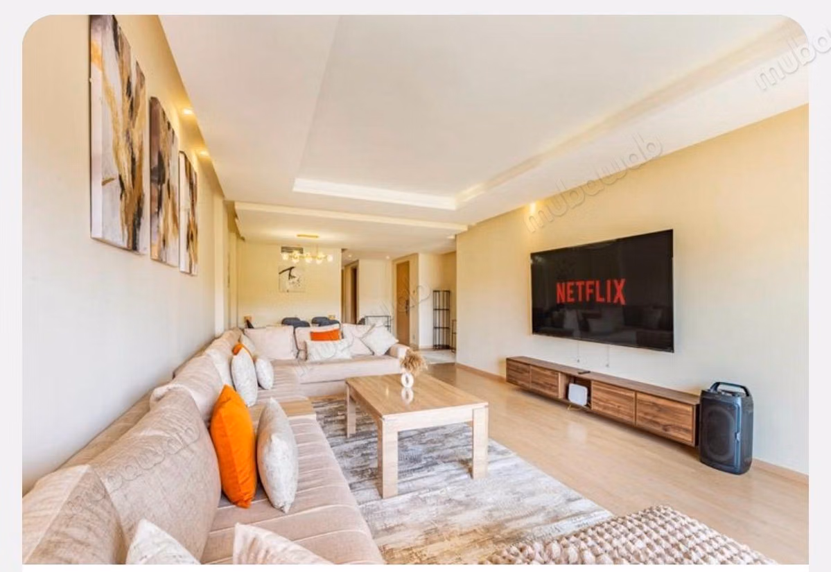 High-end apartment – 120 m² – unobstructed view