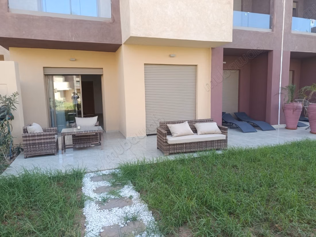 Luxury apartment – ground floor – direct access to the pool
