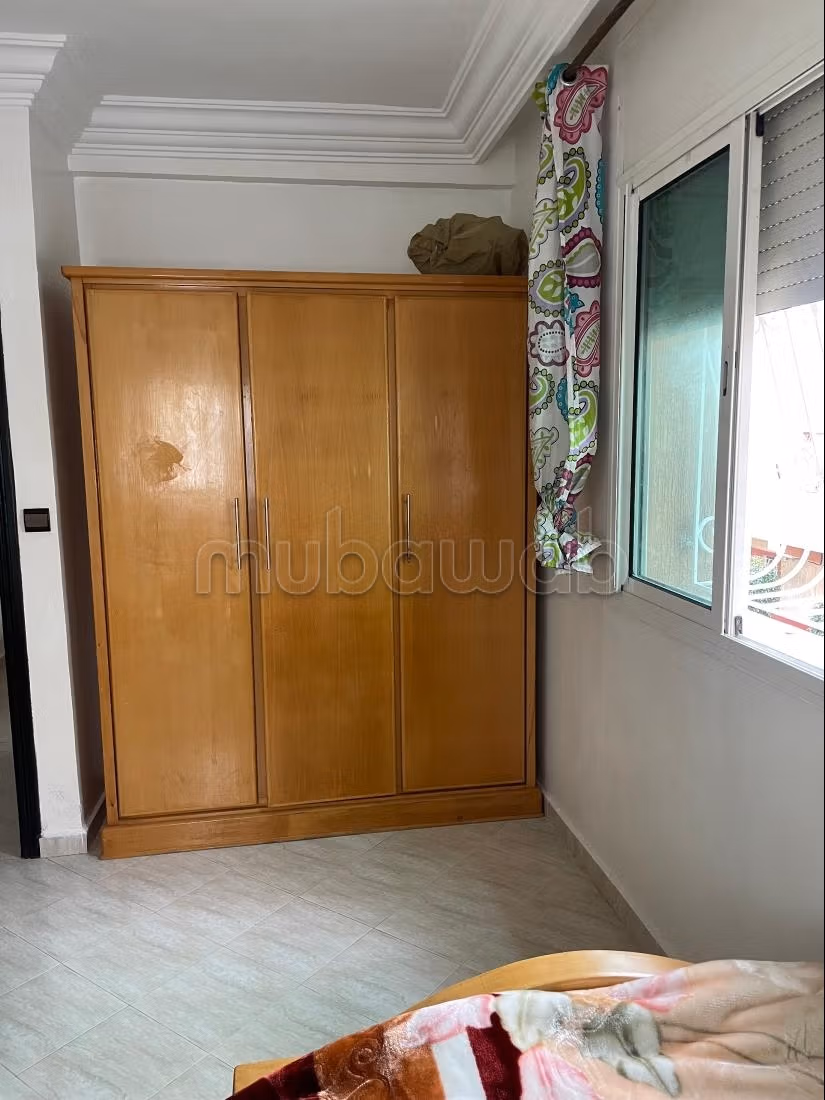 Location d'un appartement à Hay Essalam. 1 Pièce. Meublé
