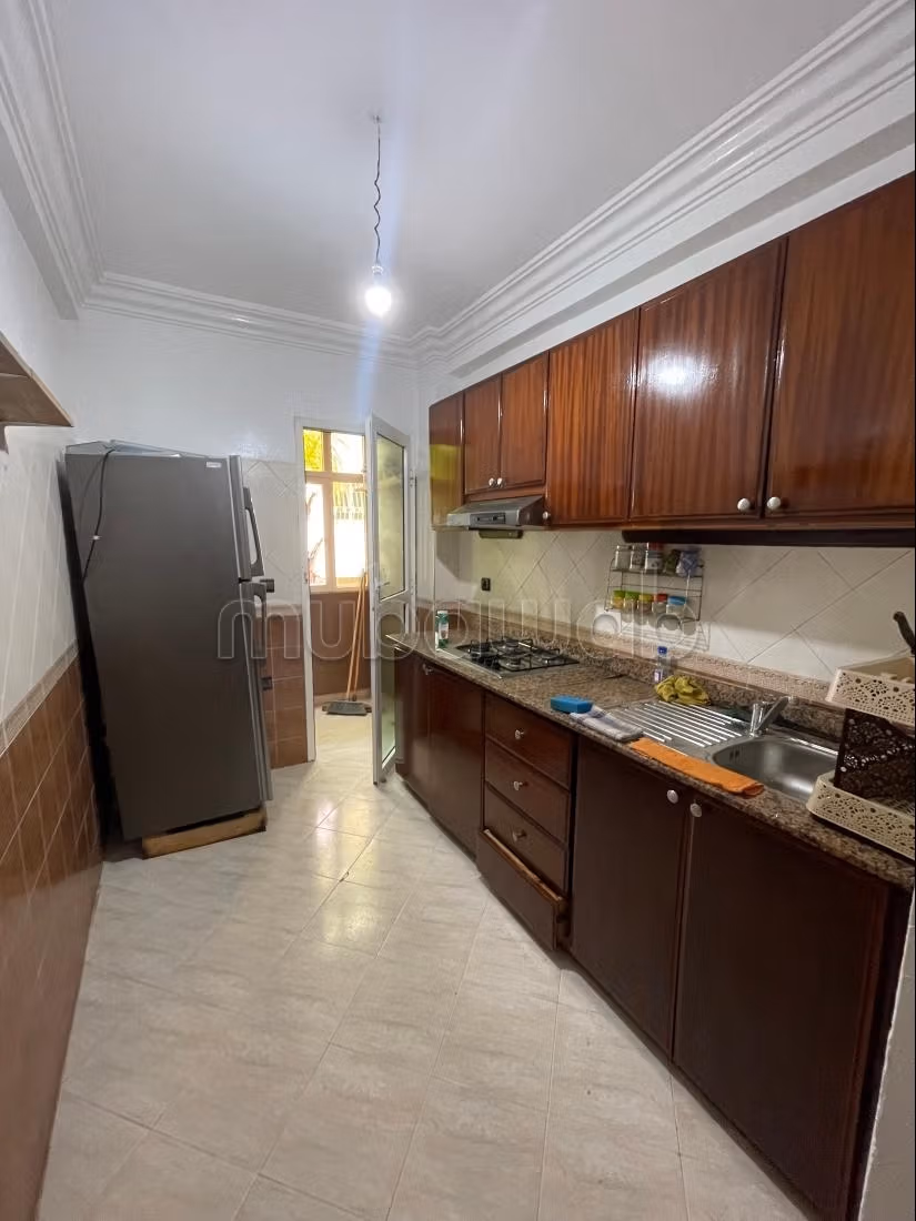 Location d'un appartement à Hay Essalam. 1 Pièce. Meublé